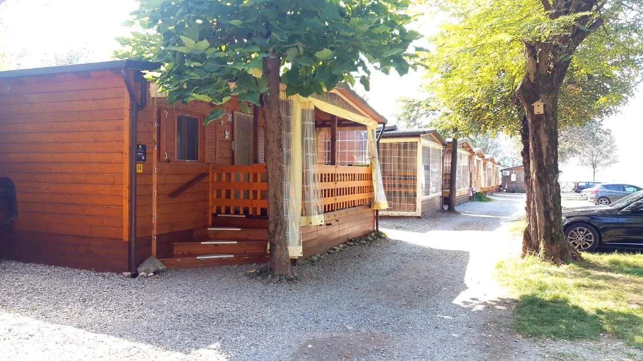 Vakantiehuis Porlezzaヴィラ シャレー ポルレッツァ