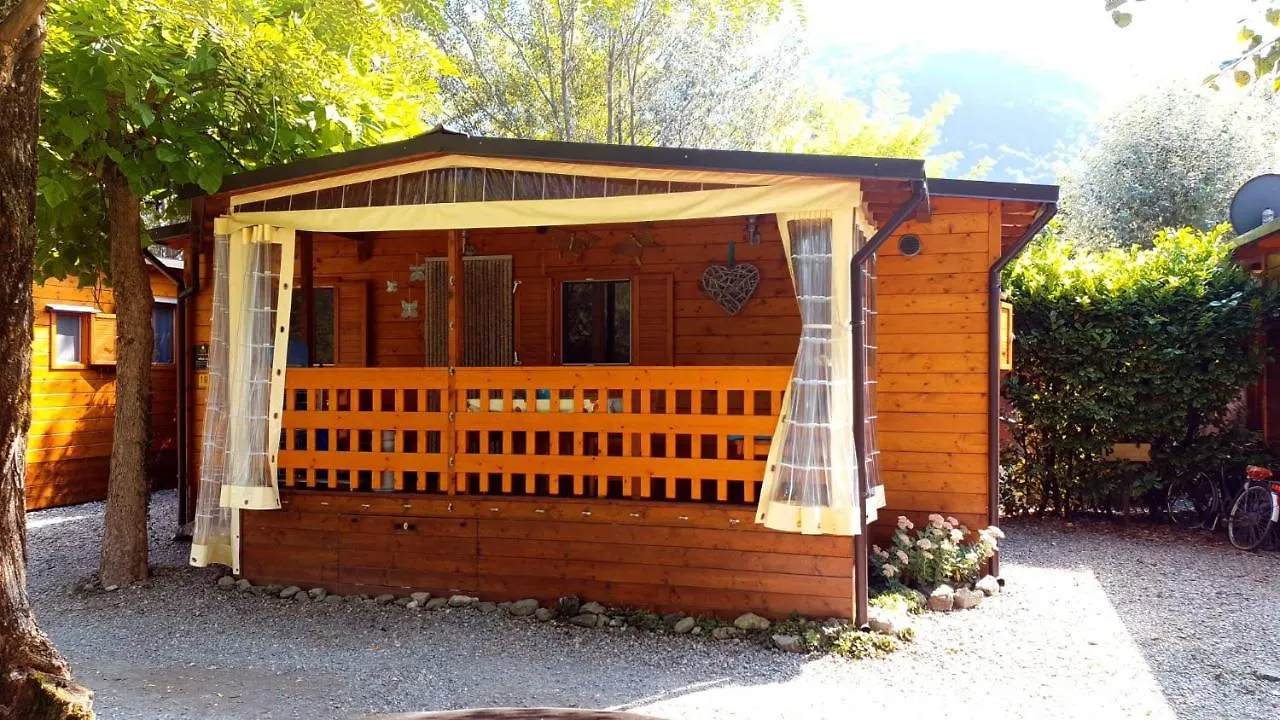 シャレー Vakantiehuis Porlezzaヴィラ イタリア